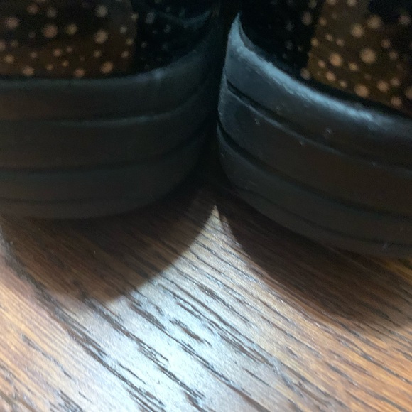 Clogs - Picture 2 of 6